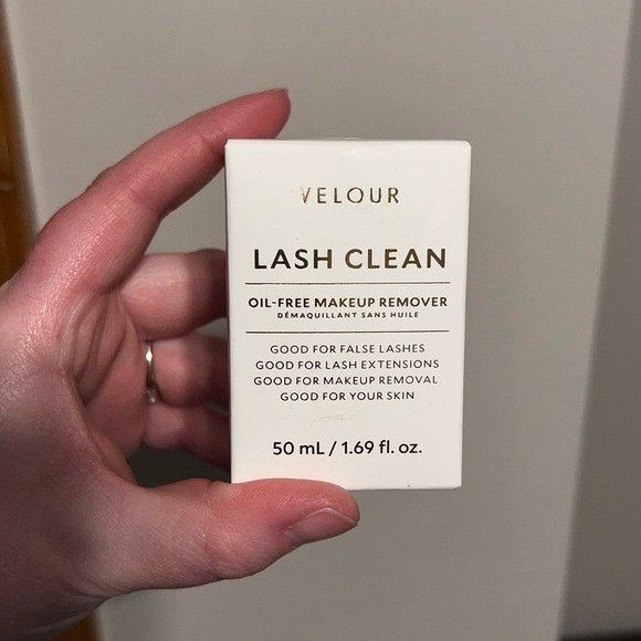 Velour Lash Clean Oil Free Makeup Remover for False Lashes 1.69oz NEW in box - Picture 1 of 4